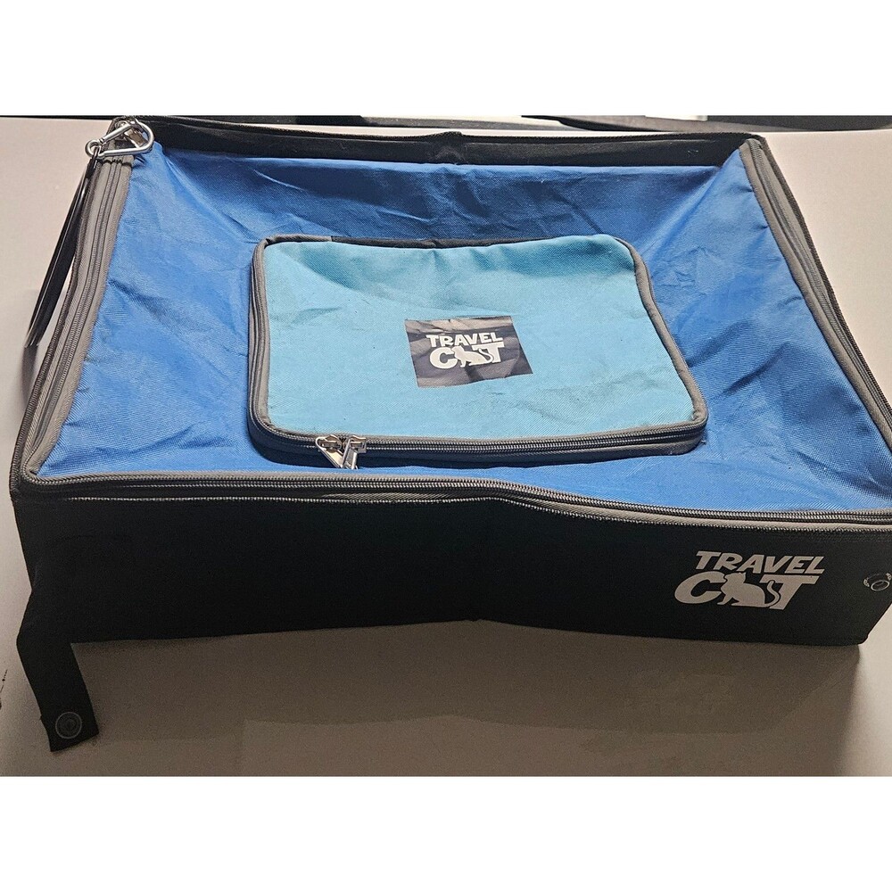 Travel Cat Porta Pawty Litter Box for Cats with Lid to Contain Litter and Odor.